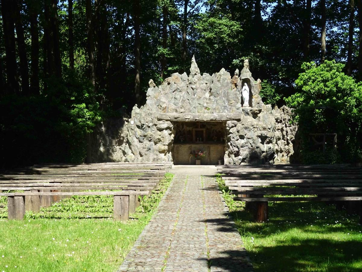 Jardin de la Chapelle Notre-Dame de La Cavée