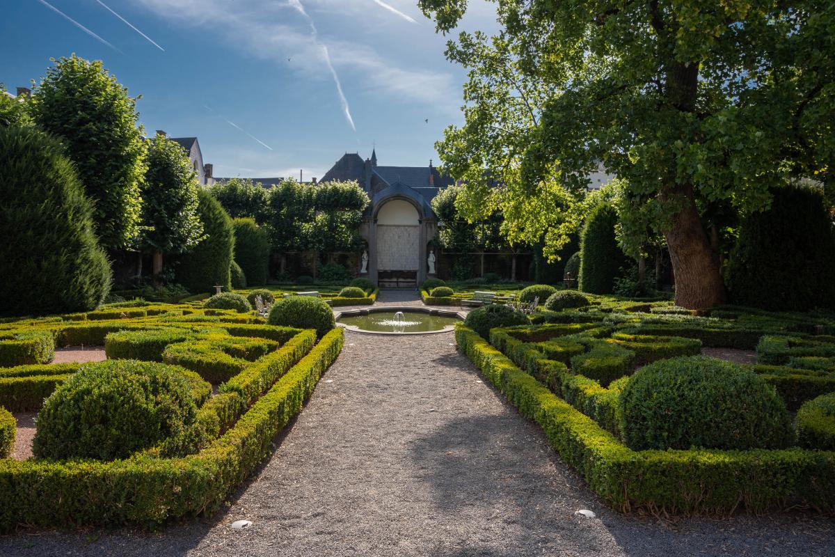 Visiter les parcs et jardins de Wallonie | PaJaWa.be