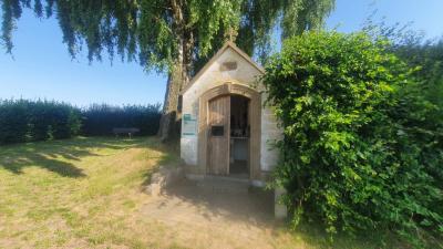 Parcours vélo au départ du village du saule au cœur du parc de la Burdinale.