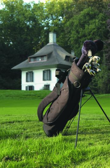 vue sur un club de golf dans le parc